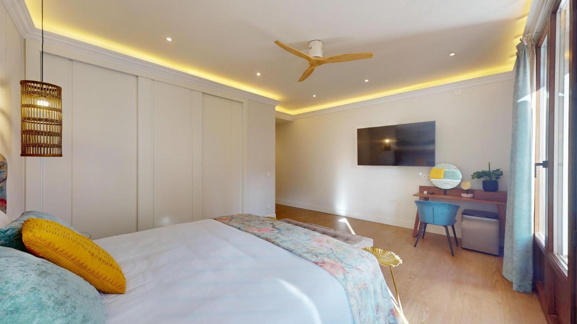 Celenque Apartment Мадрид Екстериор снимка